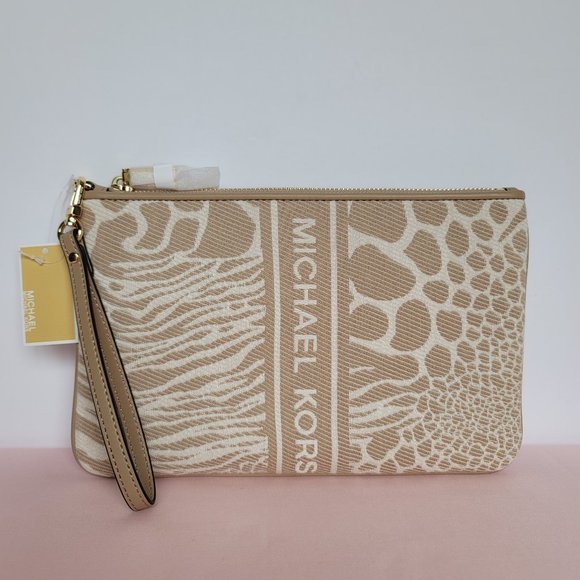 MICHAEL KORS Jet Set Charm Signature Logo Wristlet/Pouch- Camel Multi ⭐ - Picture 1 of 16